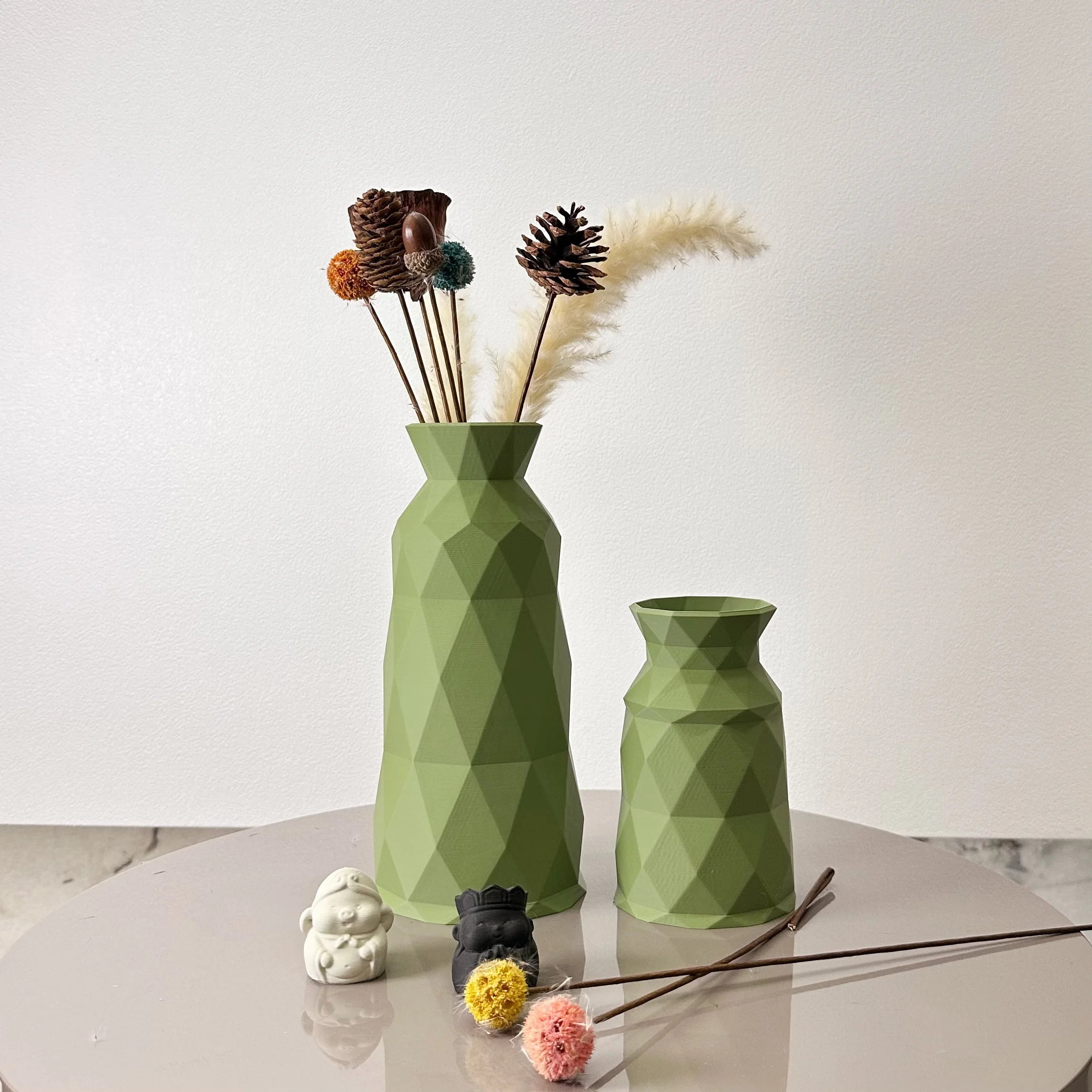 2 Piece Art Geometric Vase, Geometric Dry Vase, Multiple Color Options, Suitable for Home Decoration Vase Ornaments, Office Vase