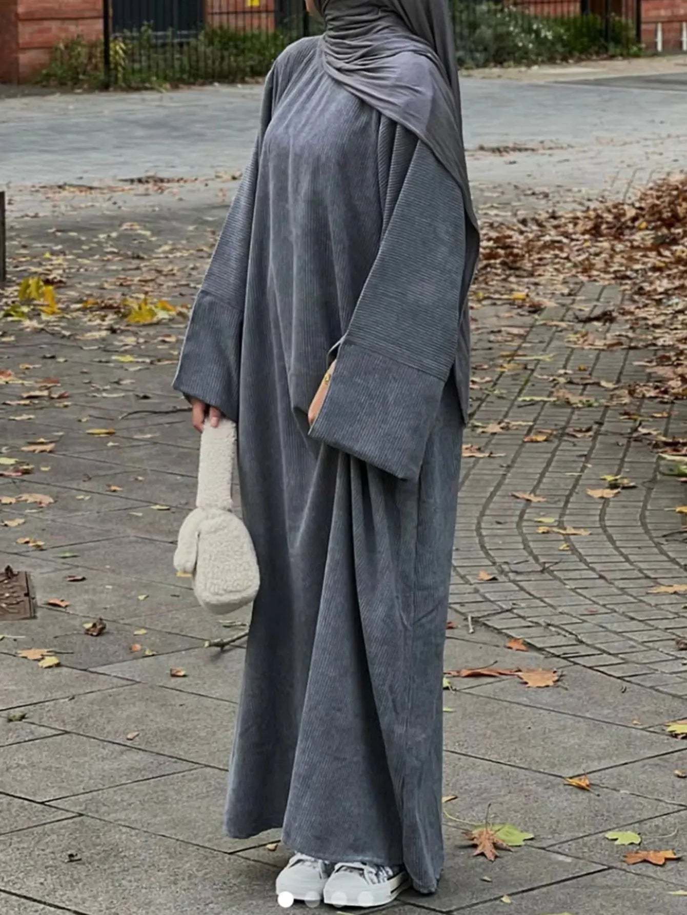 Muslimische Abaya Lang Winter Cord, Klassisches Design, Damen Muslim Kleid, Bescheidene Kleidung, 8 Farben, Einheitsgröße