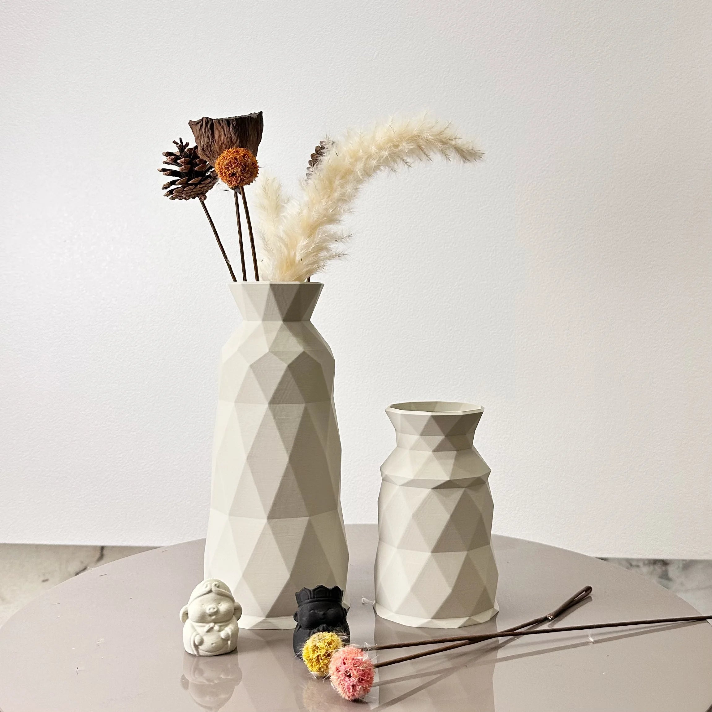 2 Piece Art Geometric Vase, Geometric Dry Vase, Multiple Color Options, Suitable for Home Decoration Vase Ornaments, Office Vase