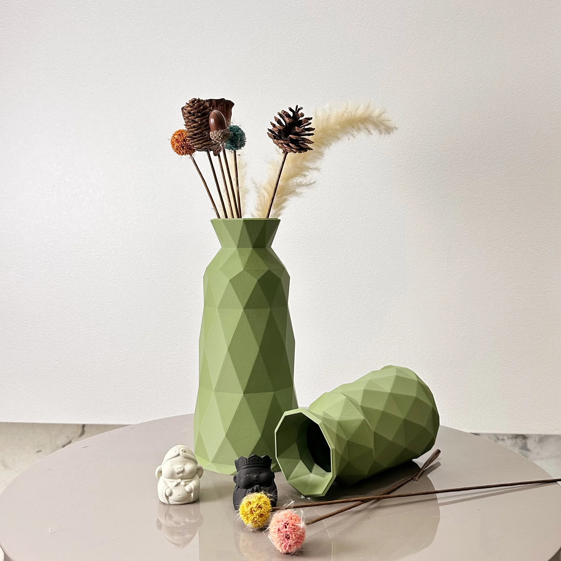 2 Piece Art Geometric Vase, Geometric Dry Vase, Multiple Color Options, Suitable for Home Decoration Vase Ornaments, Office Vase