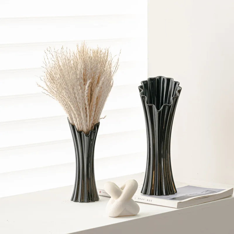 Special-shaped Striped Ceramic Vase Modern and Simple Flower Arrangement High-end and Versatile Home Soft Decoration Ornaments
